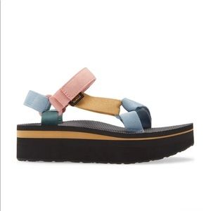 Teva Universal Flatform Sandals Light Multicolor